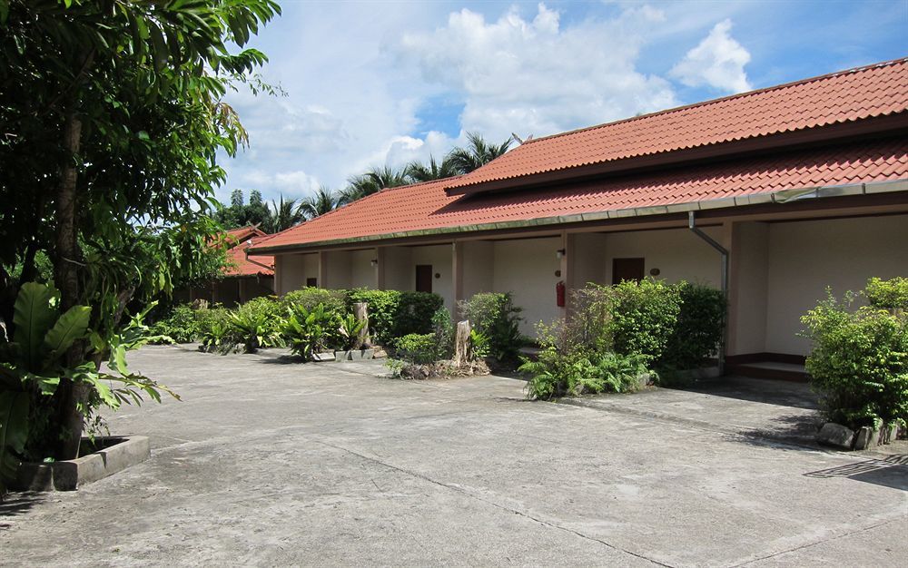Oasis Resort Krabi Exterior photo